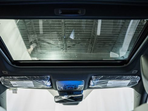 New 2026 Toyota Camry SE image 29