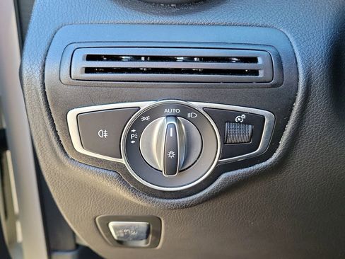 Used 2022 Mercedes-Benz GLC 43 AMG 4MATIC image 24