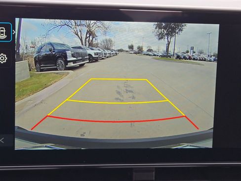 New 2026 Hyundai Kona SE image 13