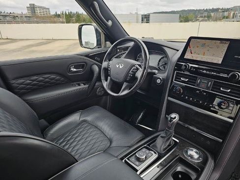 Certified 2024 INFINITI QX80 Sensory AWD/4WD image 9