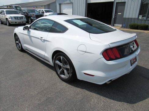 Used 2016 Ford Mustang Coupe w/ Equipment Group 051A RWD image 4
