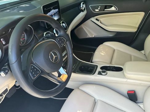 Used 2019 Mercedes-Benz GLA 250 image 9