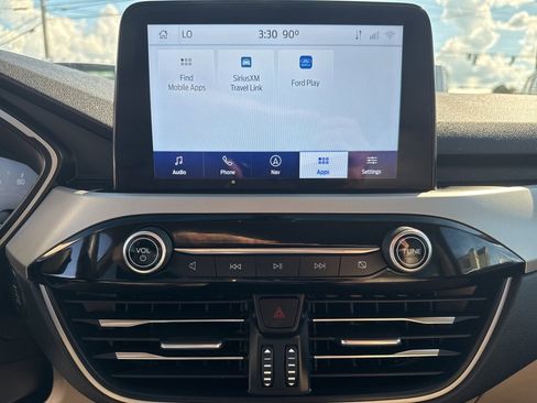 Used 2020 Ford Escape SEL image 33