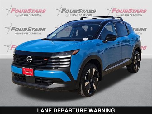 New 2026 Nissan Kicks SR image 9