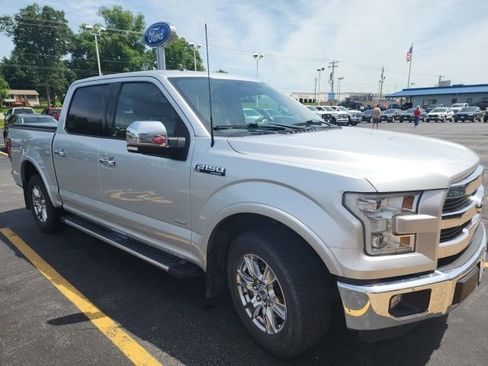 Used 2015 Ford F150 Lariat w/ Equipment Group 502A Luxury RWD image 2