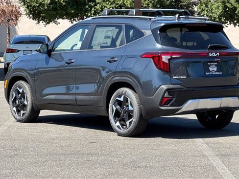 New 2025 Kia Seltos S image 7