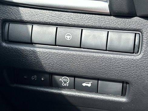 New 2026 Nissan Rogue SV AWD/4WD image 27