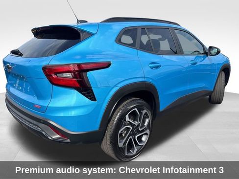 Used 2025 Chevrolet Trax RS w/ Driver Confidence Package FWD image 6