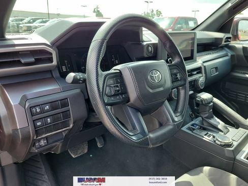 Used 2025 Toyota Tacoma SR5 AWD/4WD image 16