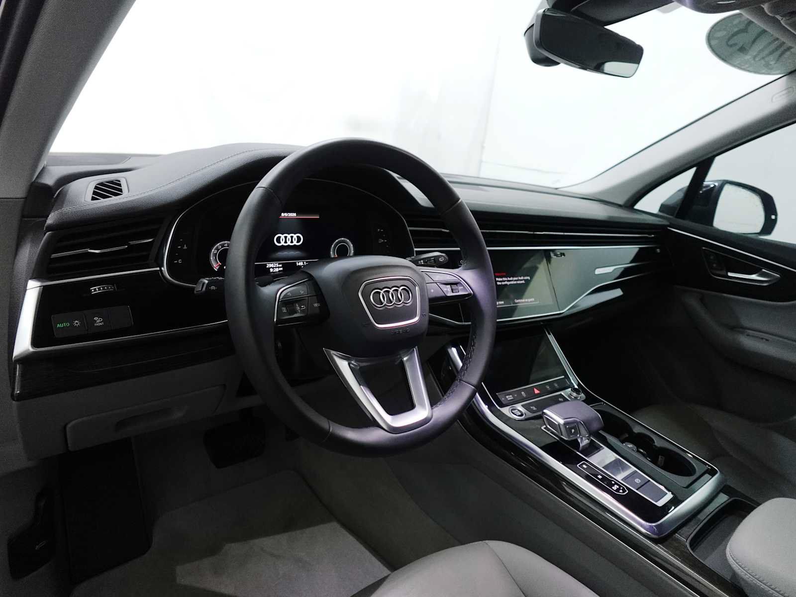 Used 2023 Audi Q7 2.0T Premium w/ Convenience Package AWD/4WD image 15