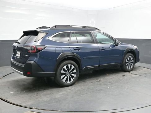Used 2023 Subaru Outback Limited image 7