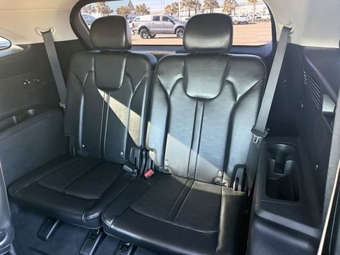 Used 2024 Kia Sorento SX image 33