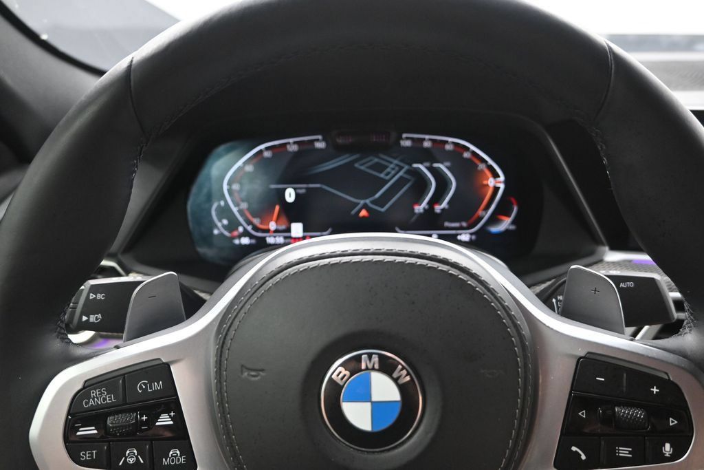 Used 2023 BMW X6 xDrive40i w/ Executive Package AWD/4WD image 15