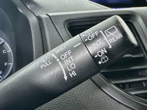 Used 2015 Honda CR-V LX image 14