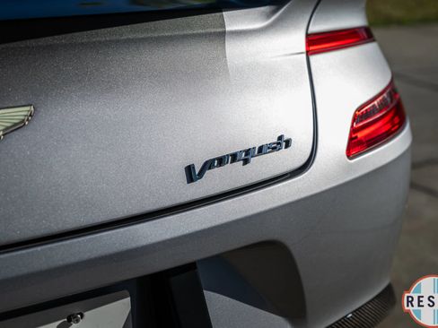 Used 2014 Aston Martin Vanquish Coupe RWD image 27