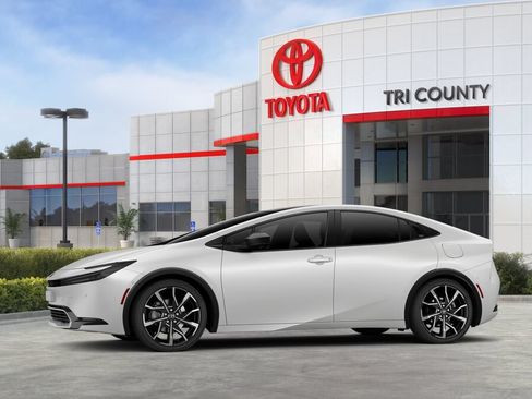 New 2026 Toyota Prius Plug-In Hybrid FWD image 3