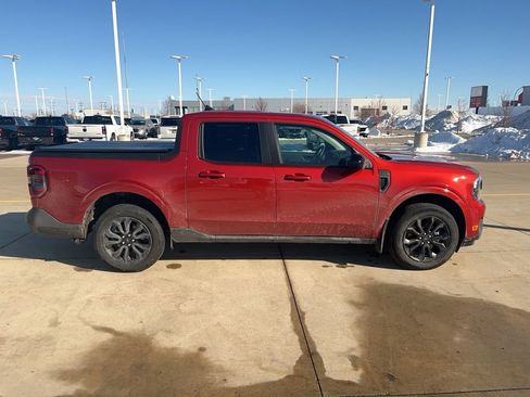 Used 2024 Ford Maverick Lariat w/ Black Appearance Package image 3