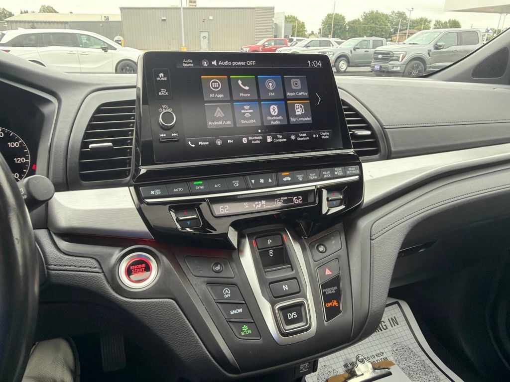 Used 2025 Honda Odyssey Sport-L image 19