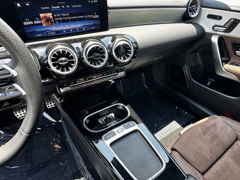 Certified 2025 Mercedes-Benz CLA 250 4MATIC image 29
