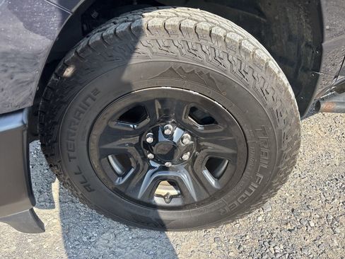 Used 2020 RAM 1500 Tradesman AWD/4WD image 13