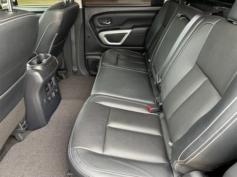 Used 2019 Nissan Titan PRO-4X w/ Pro-4x Convenience Package image 29