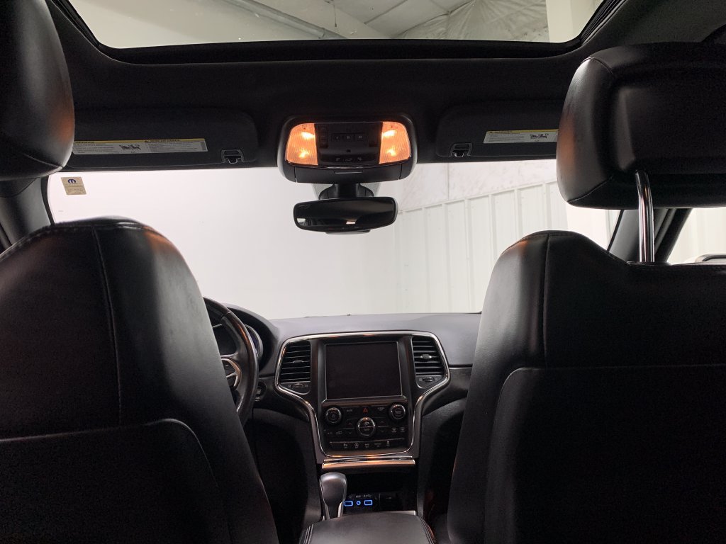Used 2018 Jeep Grand Cherokee Altitude AWD/4WD image 21