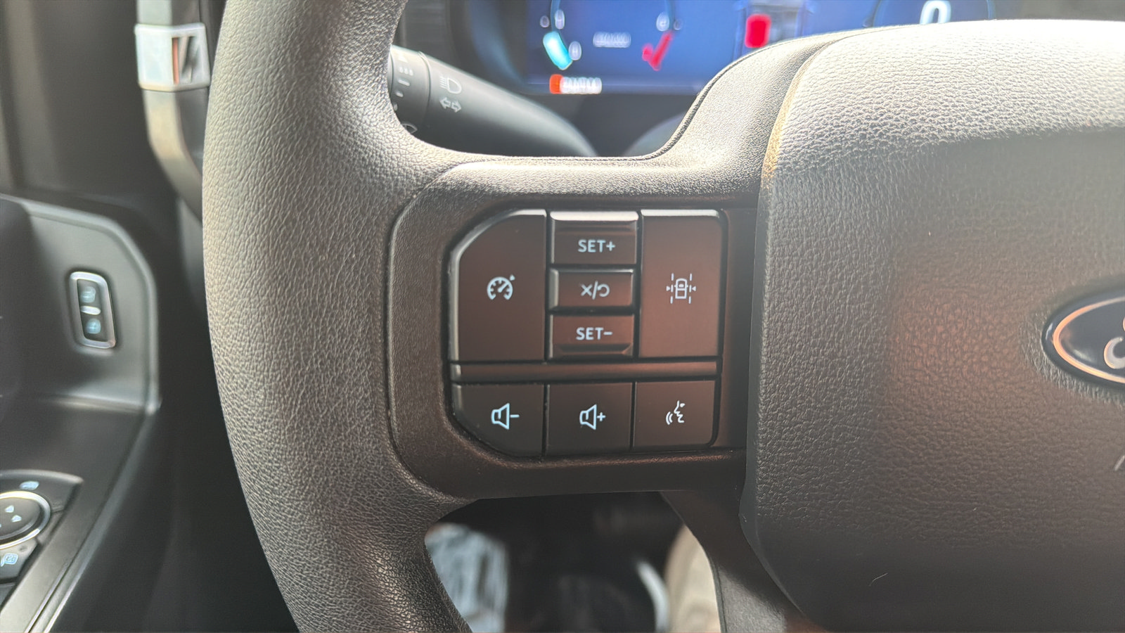 Used 2024 Ford F150 STX AWD/4WD image 17