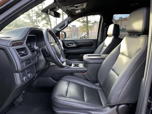 Used 2023 Chevrolet Tahoe LT image 19