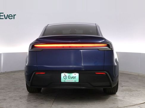 Used 2026 Tesla Model Y 2WD image 15