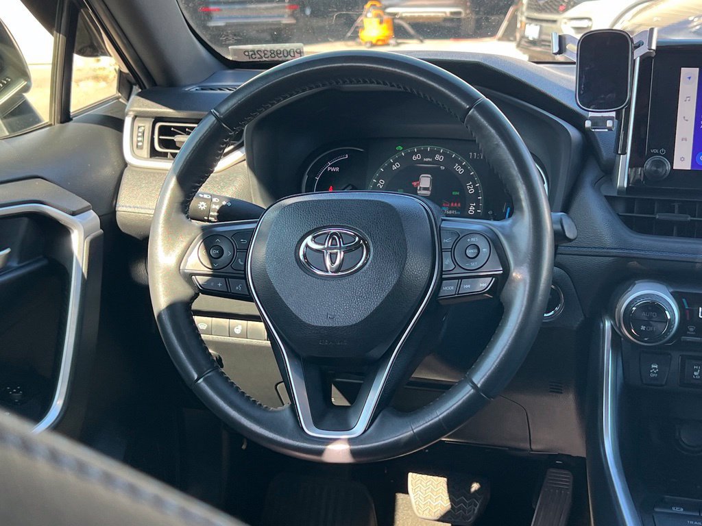 Used 2023 Toyota RAV4 SE w/ SE Grade Weather Package AWD/4WD image 16