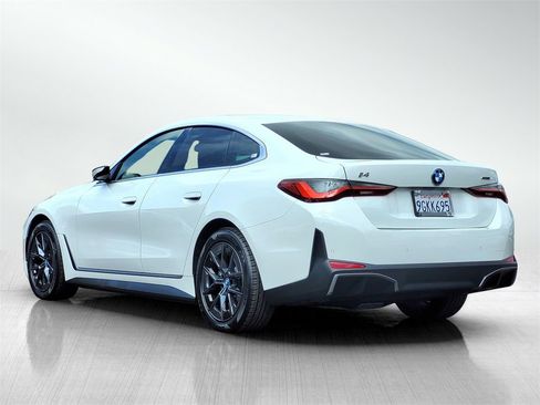 Used 2023 BMW i4 eDrive40 w/ Premium Package image 6