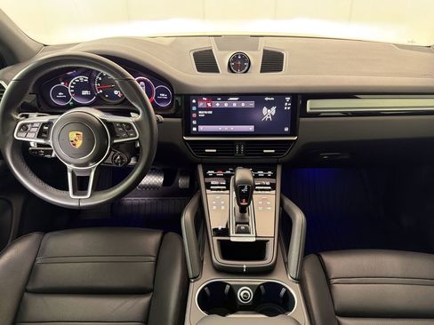 Certified 2022 Porsche Cayenne Platinum Edition AWD/4WD image 28