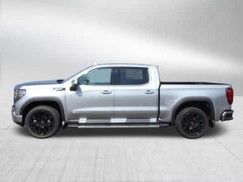 New 2025 GMC Sierra 1500 Denali w/ Technology Package image 4