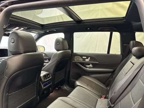 Used 2022 Mercedes-Benz GLS 450 4MATIC image 14