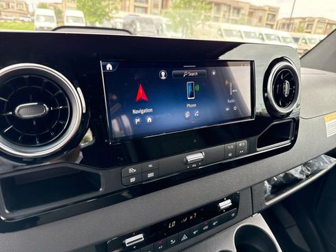 New 2025 Mercedes-Benz Sprinter 2500 image 25