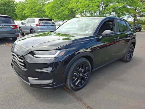 Used 2024 Honda HR-V Sport image 3