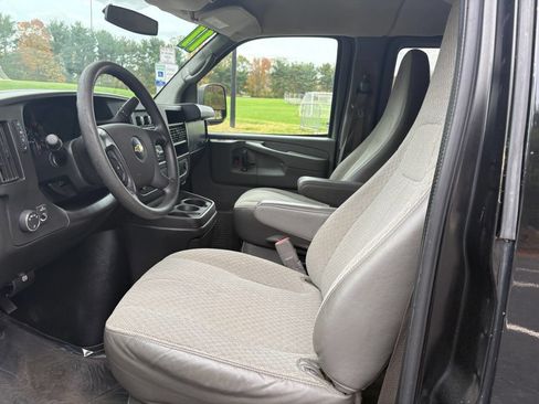 Used 2011 Chevrolet Express 3500 LT w/ LT Preferred Equipment Group image 12