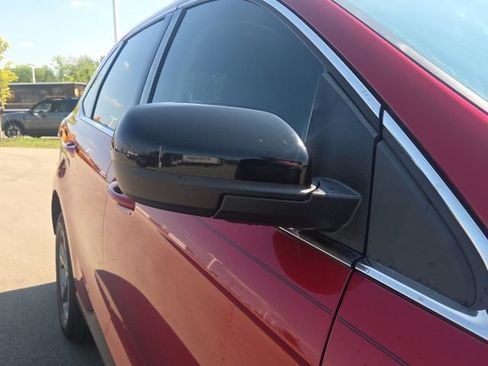 Used 2022 Ford Edge SEL w/ Sport Appearance Package AWD/4WD image 5