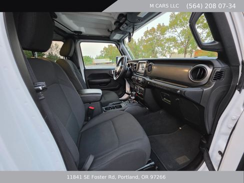 Used 2019 Jeep Wrangler Unlimited Sport S AWD/4WD image 13