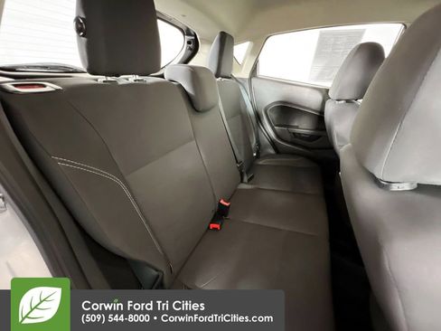Used 2015 Ford Fiesta SE image 16