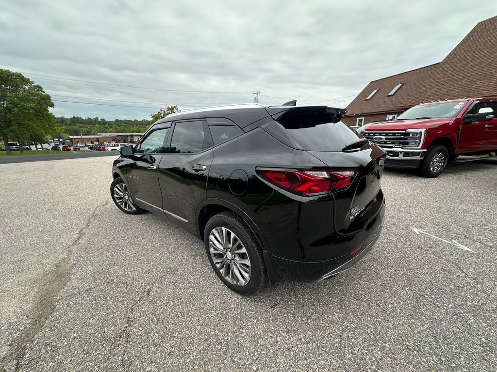 Used 2020 Chevrolet Blazer Premier AWD/4WD image 3