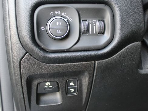 Used 2021 RAM 1500 Laramie image 25