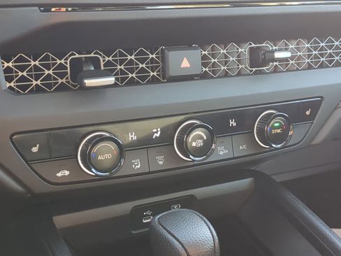 Certified 2024 Honda Accord EX image 25