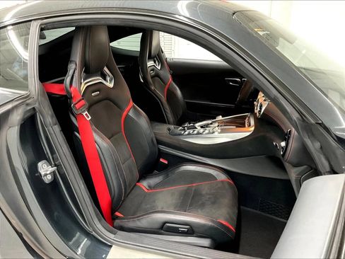 Used 2018 Mercedes-Benz AMG GT S w/ Exclusive Interior Package image 12