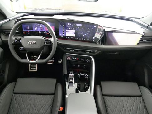 New 2026 Audi SQ5 Premium Plus image 8