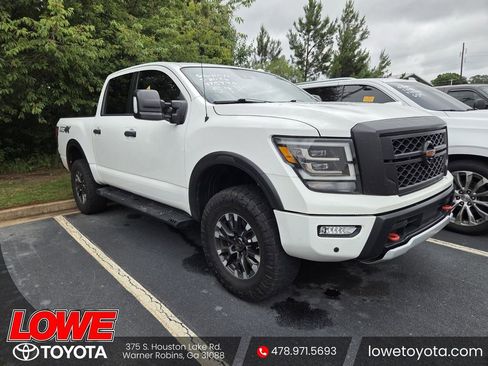 Used 2021 Nissan Titan PRO-4X w/ Pro-4x Convenience Package AWD/4WD image 1