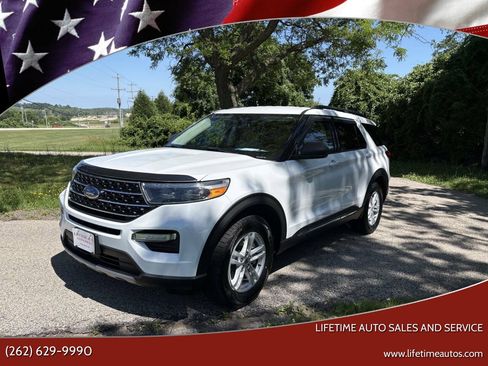 Used 2020 Ford Explorer XLT w/ Equipment Group 202A AWD/4WD image 1