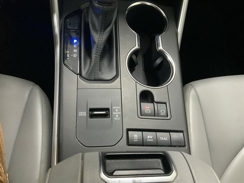 Used 2022 Toyota Highlander XLE image 33