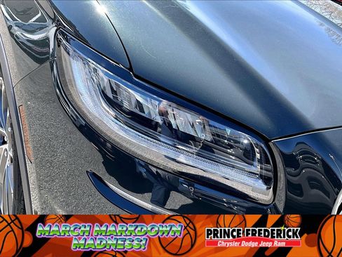 Used 2022 Lincoln Nautilus Reserve w/ Equipment Group 201A image 24