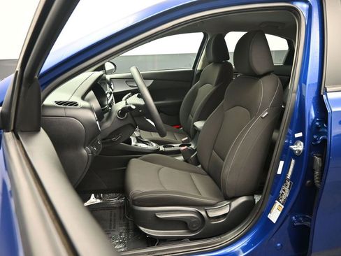 Used 2024 Kia Forte LXS image 26